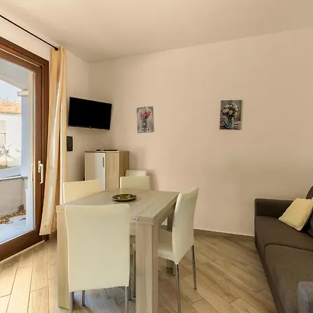 Modern Near Appartement